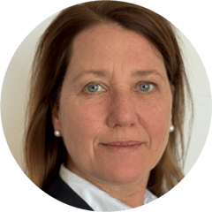 Kerstin Passbild-round Medium Kerstin Passbild-round Medium